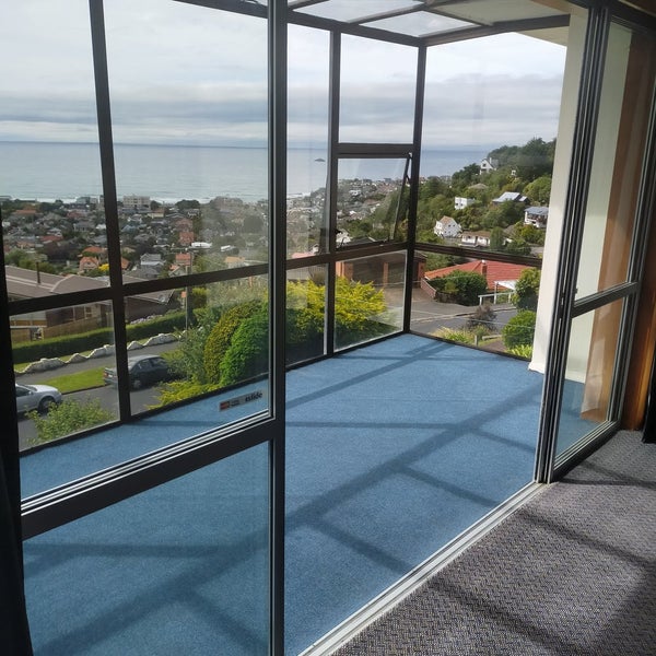 16 Seaview Terrace, Kew, Dunedin - Carousel 2