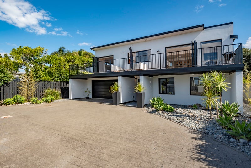 16B Harbour Drive, Otumoetai, Tauranga - Carousel 1