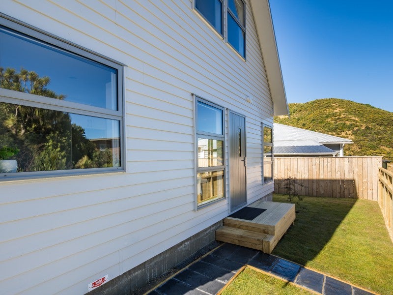 8 Rarangi Way, Owhiro Bay, Wellington - Carousel 19