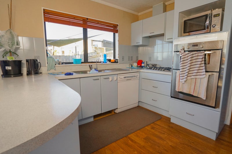 30 Tupelo Street, Pukete, Hamilton - Carousel 2