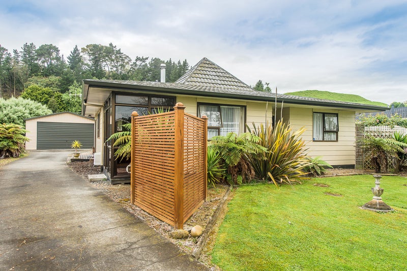 38 Raine Street, Whanganui East, Whanganui - Carousel 1