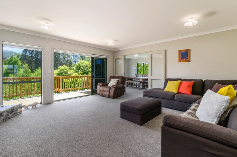 31 Heaphy Place, Pukehangi, Rotorua - Carousel 2