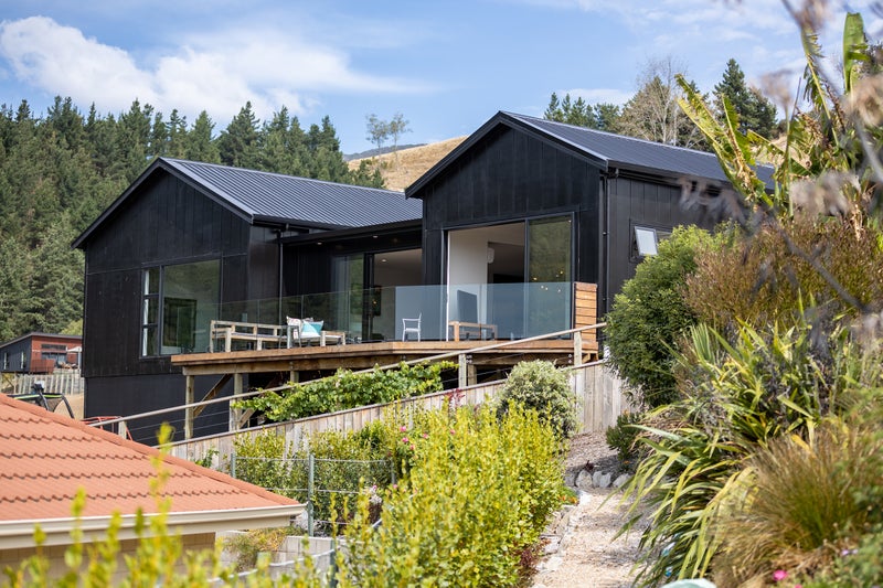 5 Vista Drive, Bishopdale, Nelson - Carousel 1