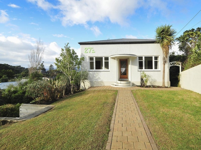 27 Miromiro Road, Normandale, Lower Hutt - Carousel 1