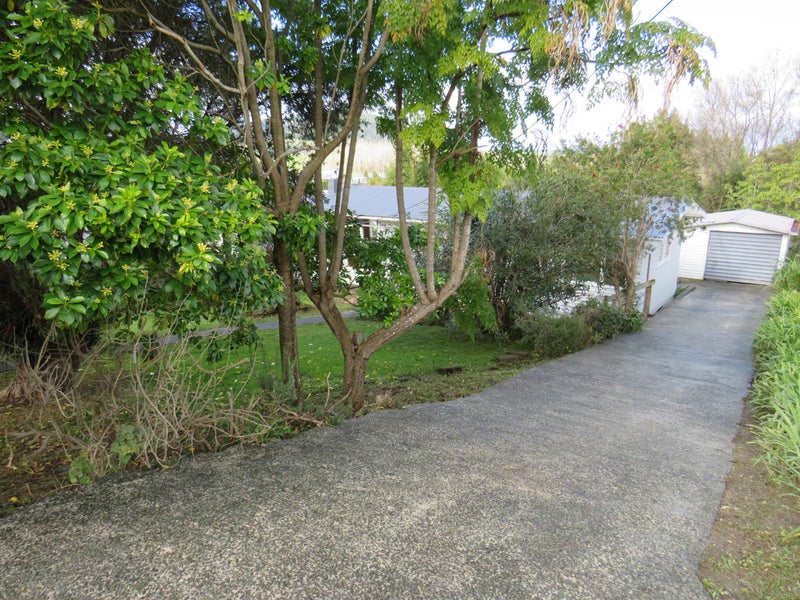 11 Bickerstaffe Road, Maungaturoto - Carousel 20