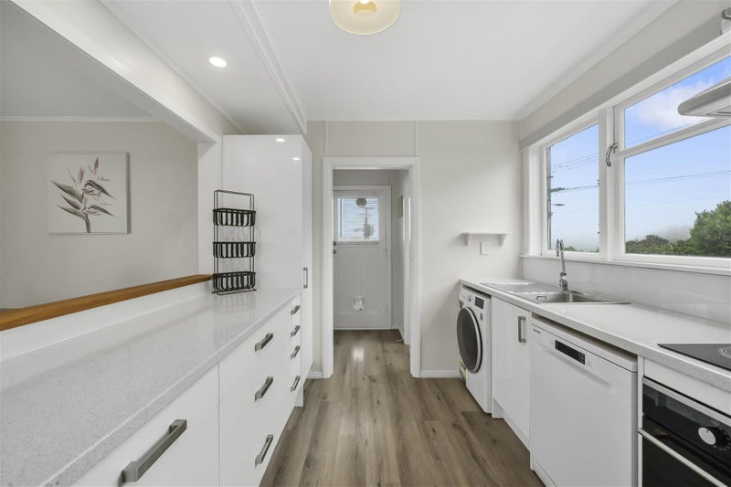 115 Bedford Street, Cannons Creek, Porirua - Carousel 2