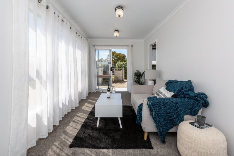 1 Gallipoli Road, Onekawa, Napier - Carousel 1