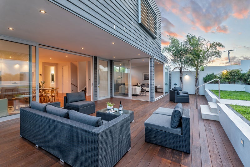 33 Luplau Crescent, Cockle Bay, Auckland - Carousel 2