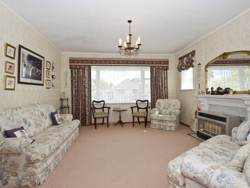 11 Parnell Street, Fairfield, Lower Hutt - Carousel 2