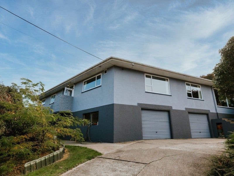 8 Beach Road, South Hill, Oamaru - Carousel 1