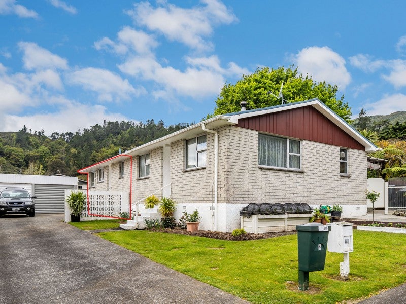 1/4 Helvetia Grove, Naenae, Lower Hutt - Carousel 15