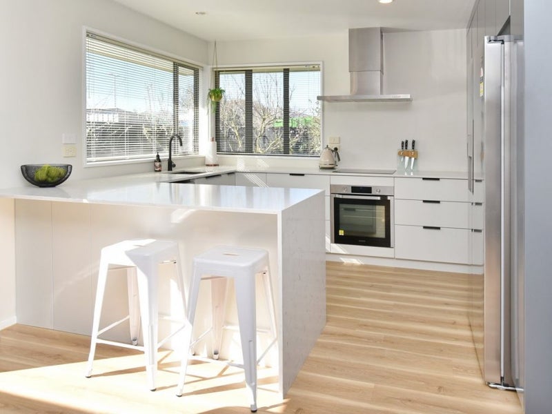 10A Puhara Avenue, Parklands, Christchurch - Carousel 2