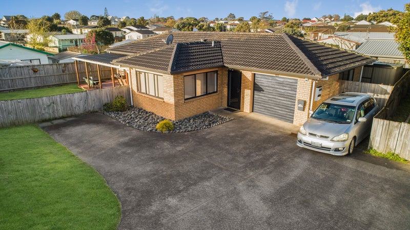 2/186 Finlayson Avenue, Clendon Park, Auckland - Carousel 1