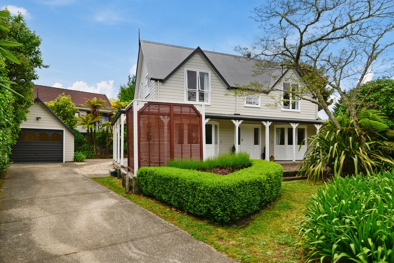 38 Hilton Road, Lynmore, Rotorua - Carousel 1