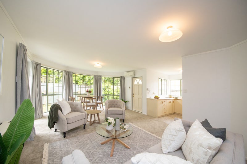 6 Sovereign Court, West End, Palmerston North - Carousel 2