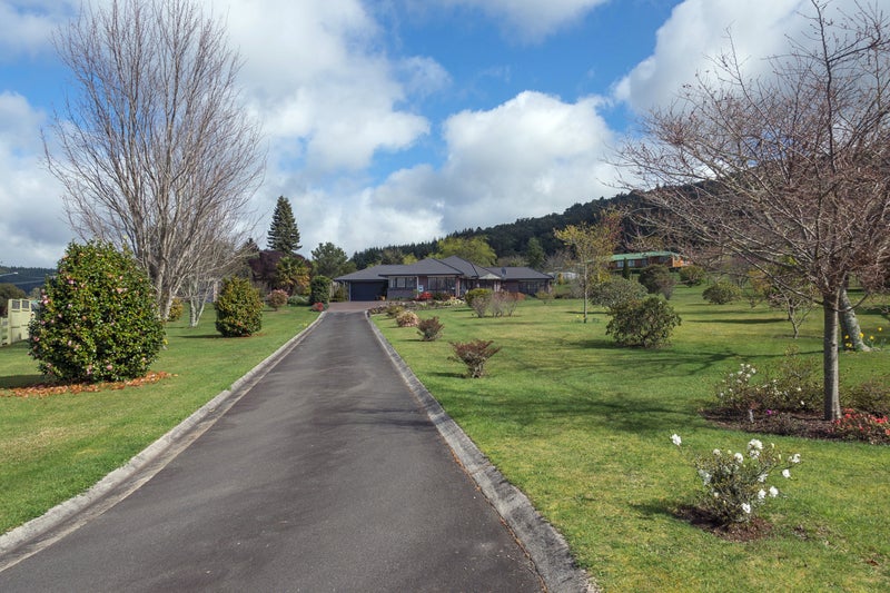 2 Mountain Road, Pukehangi, Rotorua - Carousel 2