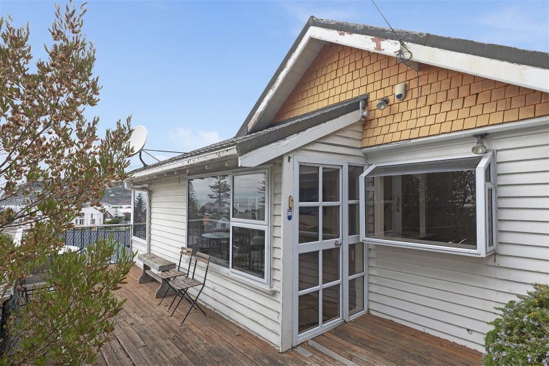 8 The Spur, Clifton, Christchurch - Carousel 2