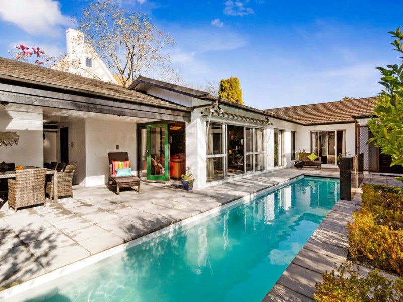 6 Golf Road, Heretaunga, Upper Hutt - Carousel 1