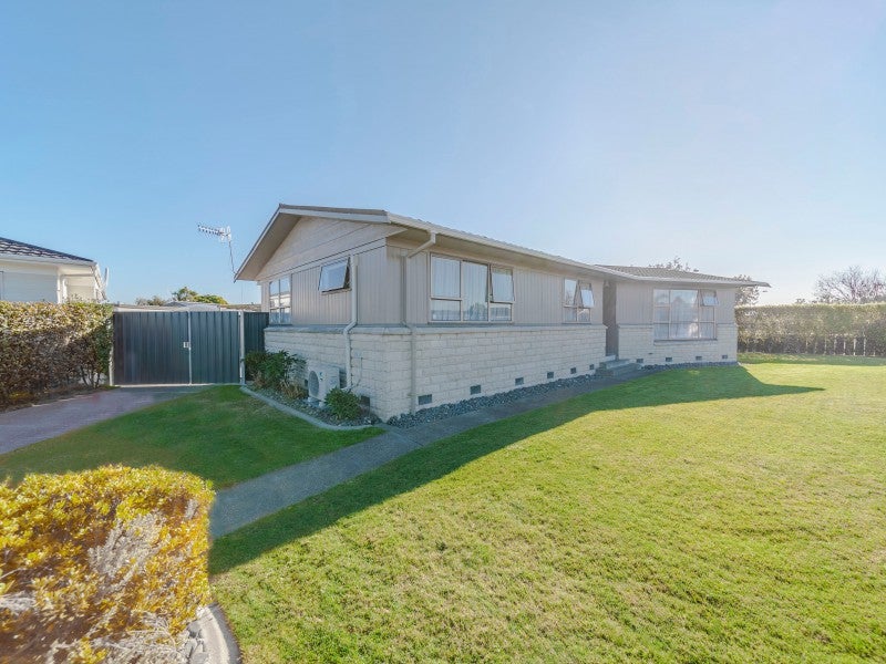 8 Glamorgan Avenue, Tamatea, Napier - Carousel 1