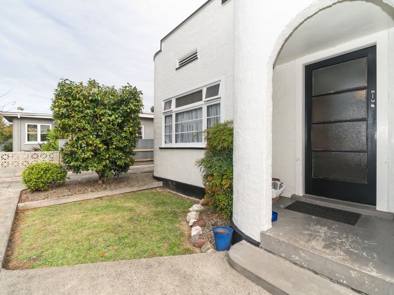 7 Karamu Avenue, Takaro, Palmerston North - Carousel 2