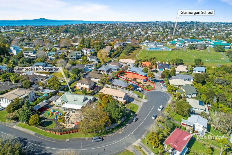 57 Danbury Drive, Torbay, Auckland - Carousel 12