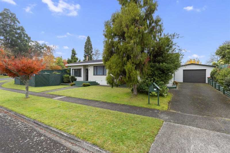 1 Homestead Place, Glenview, Hamilton - Carousel 12