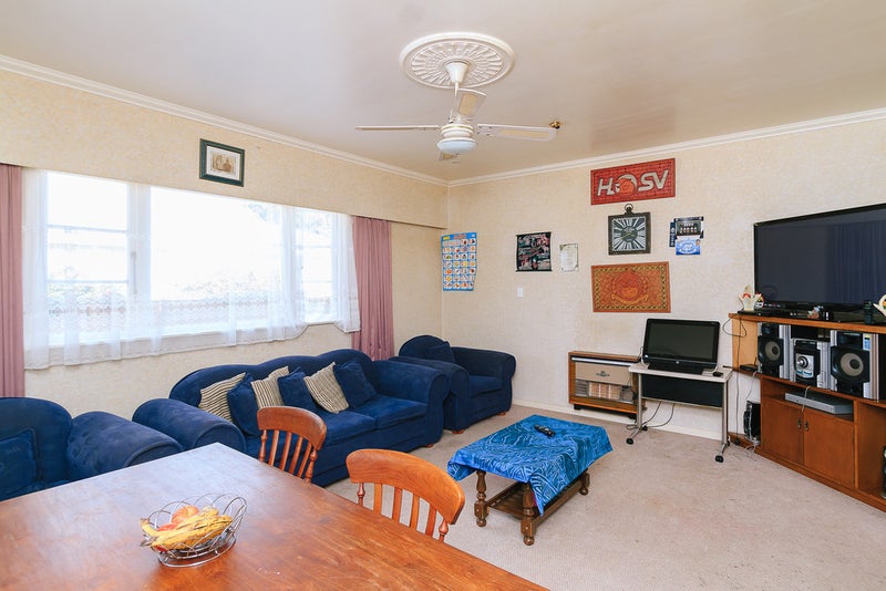 7 Lincoln Avenue, Epuni, Lower Hutt - Carousel 2