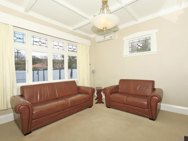 146 Kings Crescent, Hutt Central, Lower Hutt - Carousel 2