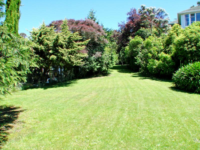 12 Stokes Valley Road, Stokes Valley, Lower Hutt - Carousel 2