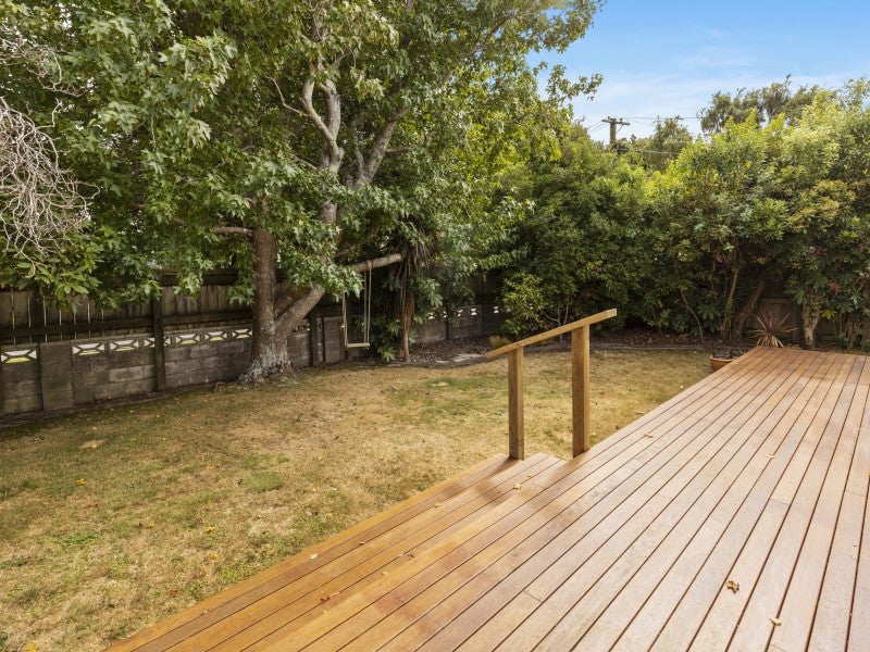 3 St Ronans Avenue, Waterloo, Lower Hutt - Carousel 1