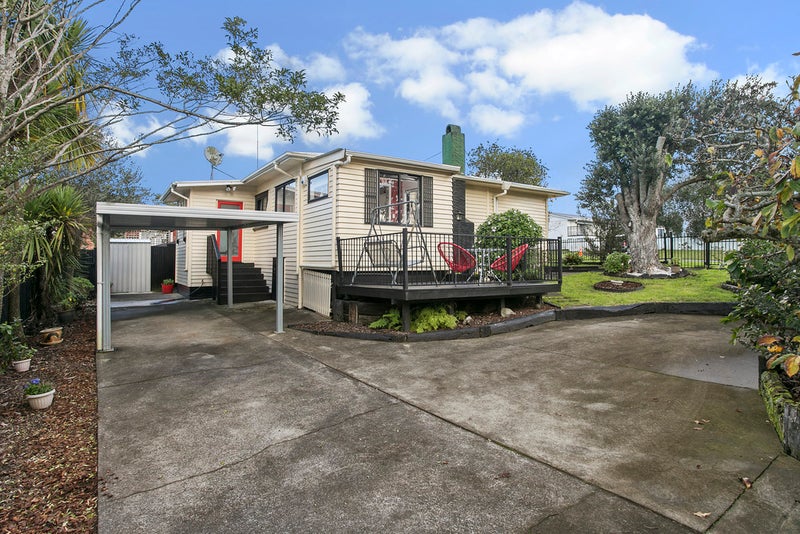 2 Harrybrook Road, Green Bay, Auckland - Carousel 15