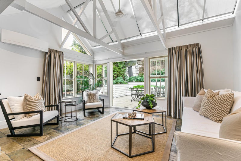 10 Gibraltar Crescent, Parnell, Auckland - Carousel 2