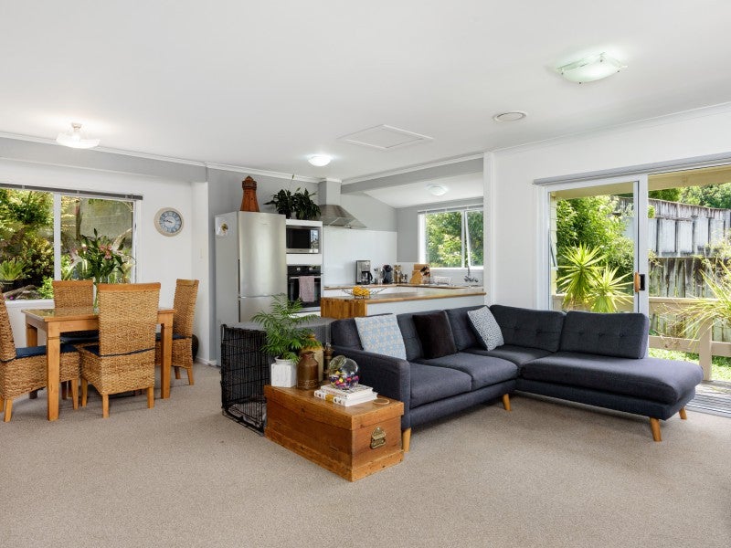 4A Coventry Street, Judea, Tauranga - Carousel 2