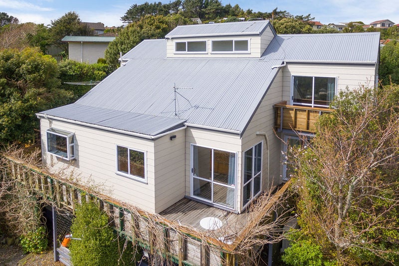 123 Mark Avenue, Grenada Village, Wellington - Carousel 1