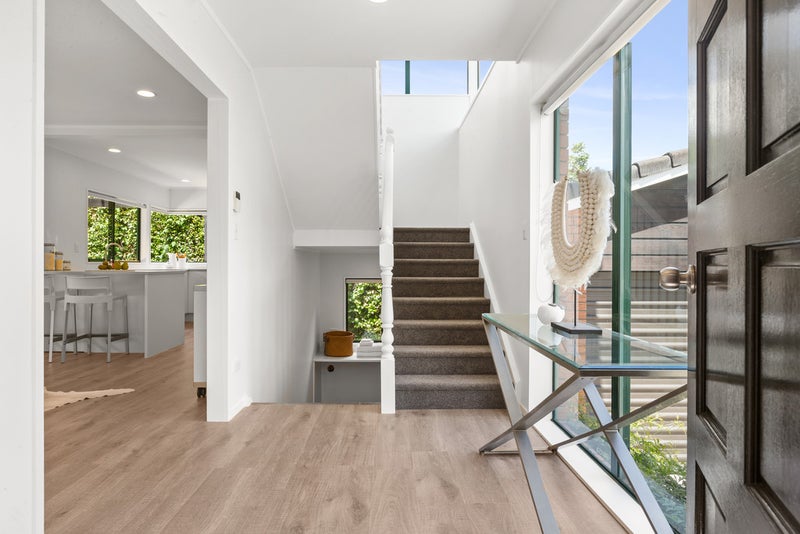 2/40 Thatcher Street, Mission Bay, Auckland - Carousel 2