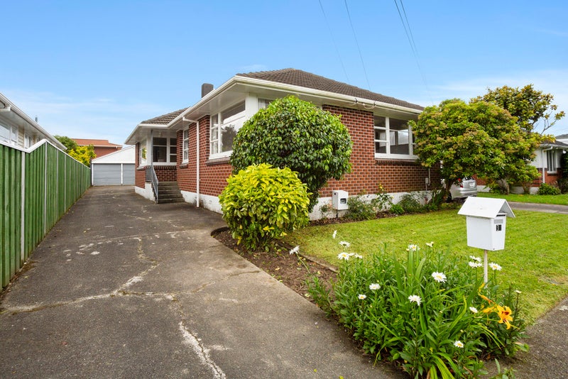 33 Burnton Street, Epuni, Lower Hutt - Carousel 1