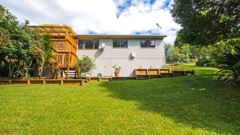 13 Oruamo Place, Beach Haven, Auckland - Carousel 2
