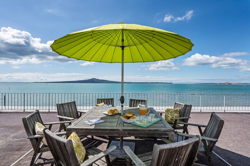 2B/163 Tamaki Drive, Kohimarama, Auckland - Carousel 1