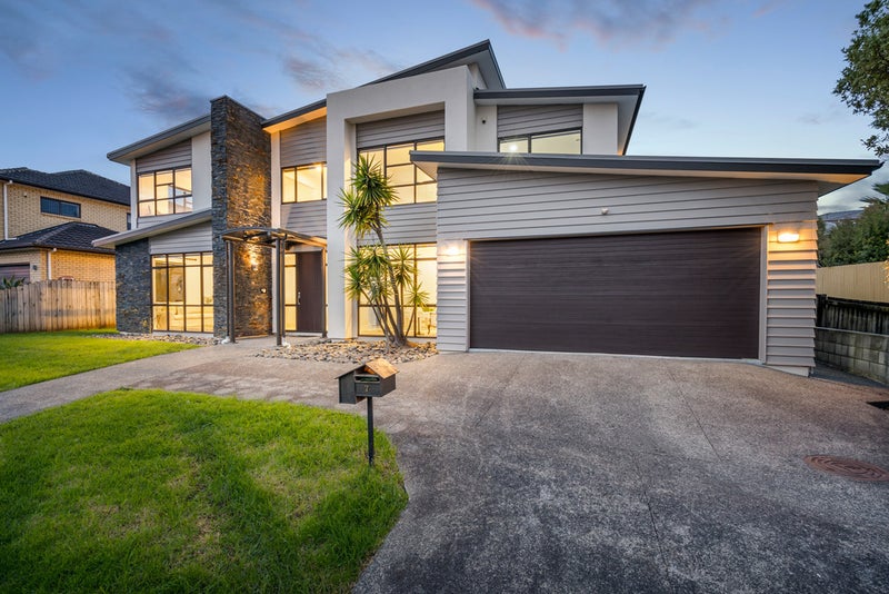 7 Mana Lane, Pinehill, Auckland - Carousel 2