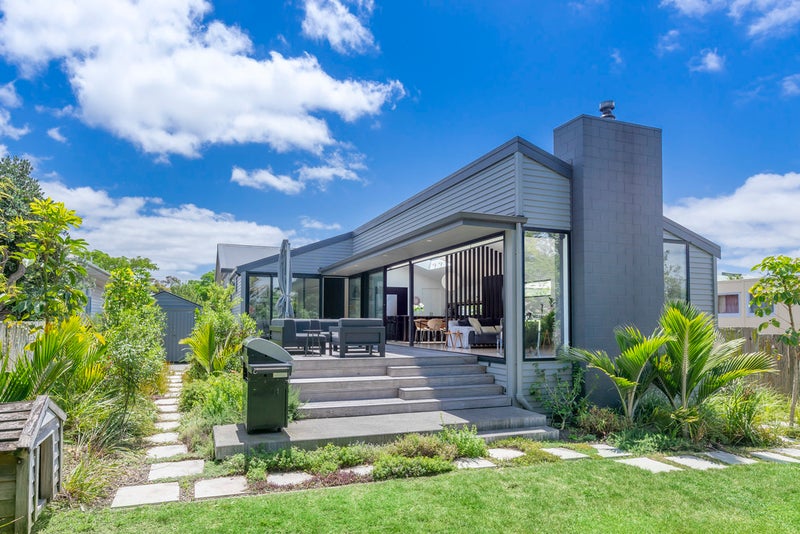 88 Gribblehirst Road, Sandringham, Auckland - Carousel 1