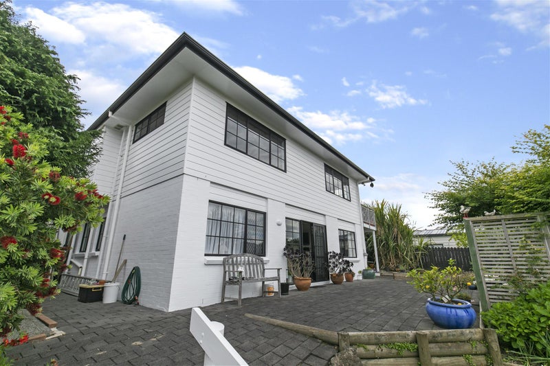 67 Edendale Road, Somerville, Manukau - Carousel 35