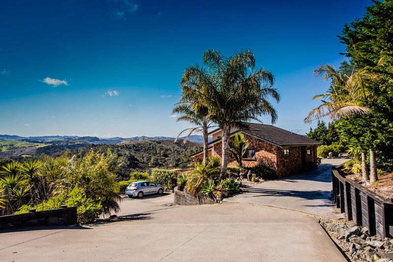 210 Turvey Road, Mangōnui - Carousel 1