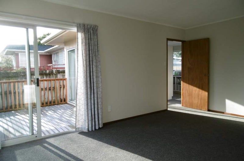 66 Finlayson Avenue, Clendon Park, Auckland - Carousel 1