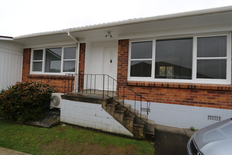 2/92 Gardner Avenue, New Lynn, Auckland - Carousel 14