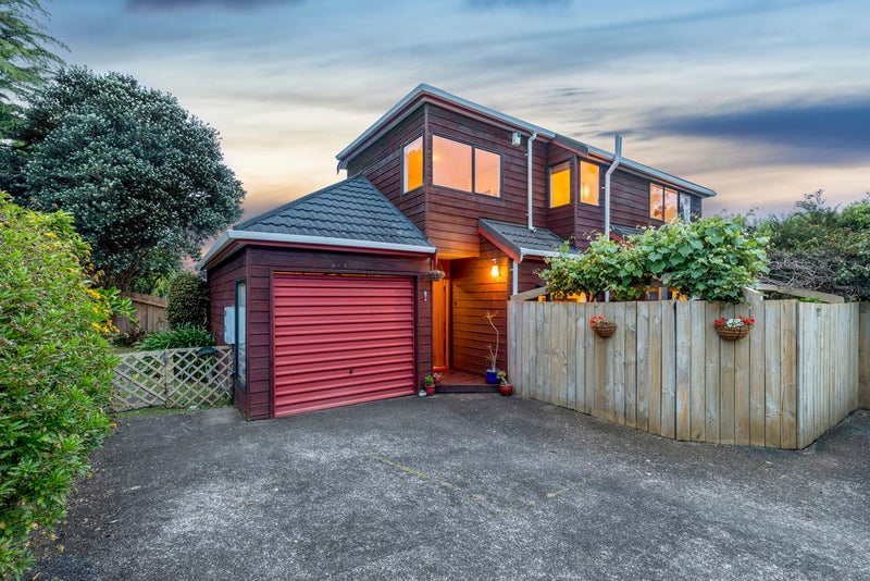 1/32 Centorian Drive, Windsor Park, Auckland - Carousel 1