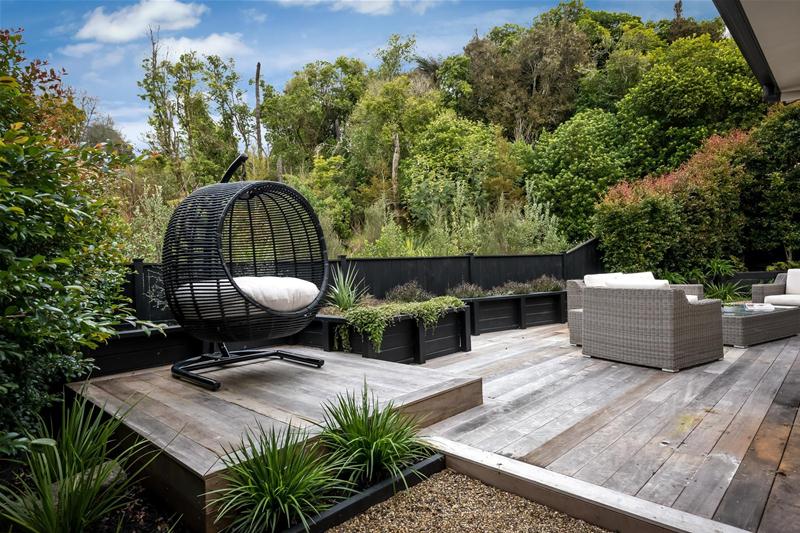 61 Cheriton Road, Mellons Bay, Auckland - Carousel 1