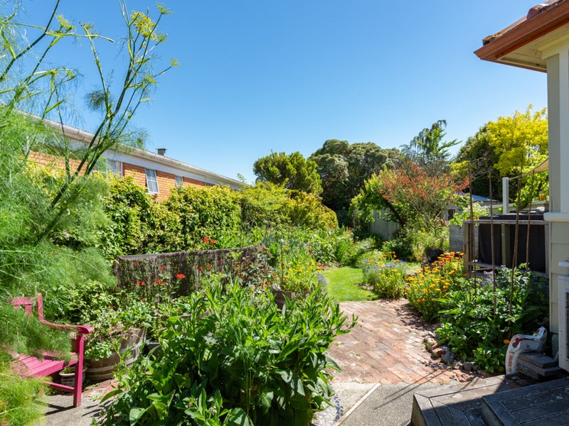 7 Graham Street, Blenheim - Carousel 27