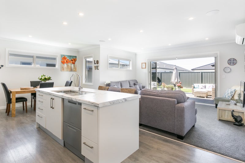 74 Eriksen Road, Te Awa, Napier - Carousel 2