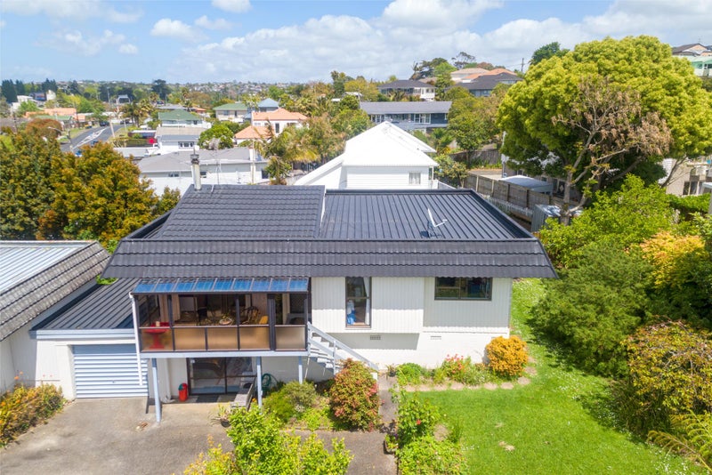 2/23 Nile Road, Milford, Auckland - Carousel 2