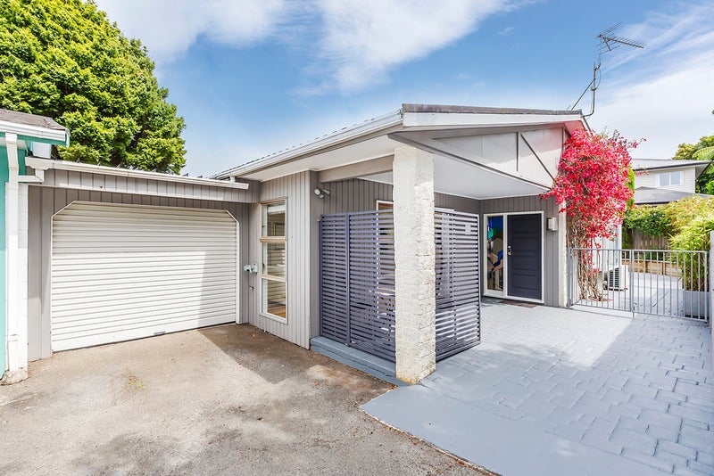 10A Clutha Avenue, Khandallah, Wellington - Carousel 19
